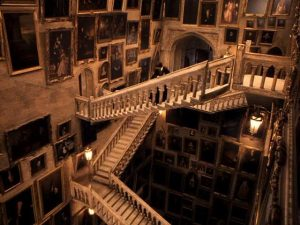 anniversaire-harry-potter-escalier-decoration